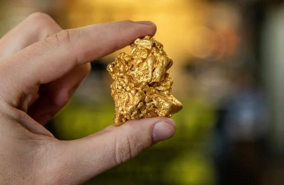 The methods used in prospecting for gold