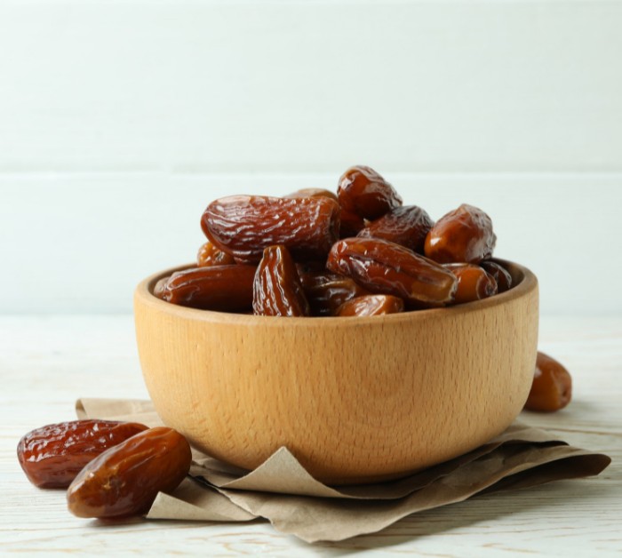 Benefits of Dates and How To Include Them In Your Diet